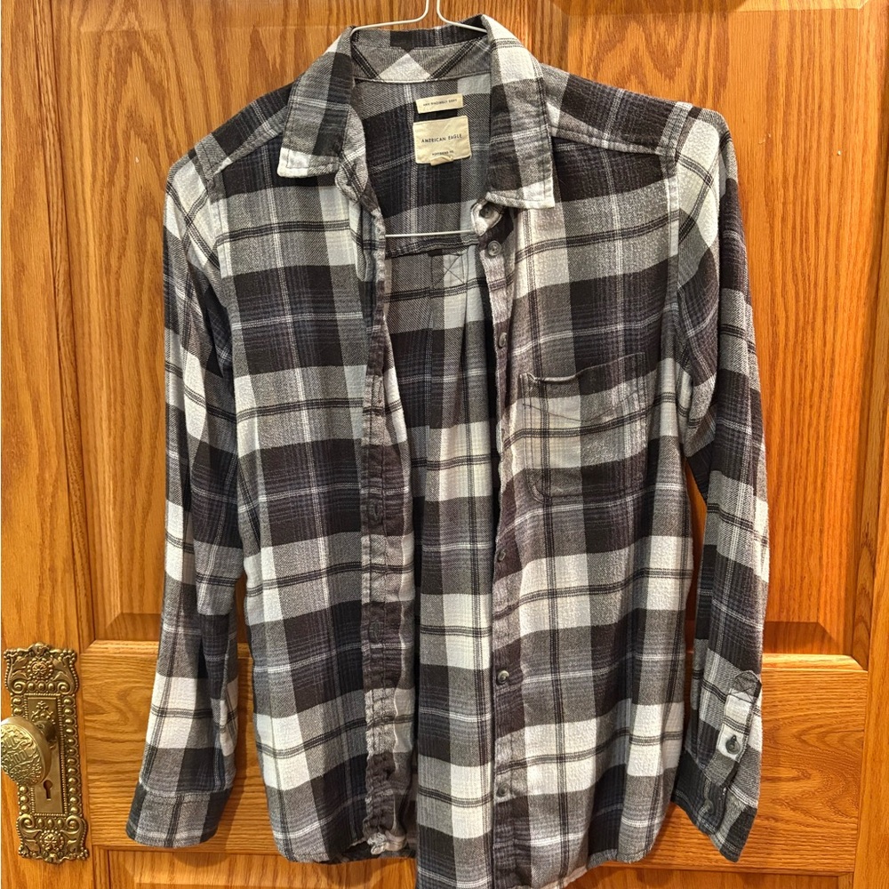 American Eagle Outfitters Black and Gray Casual Button Down Shirt